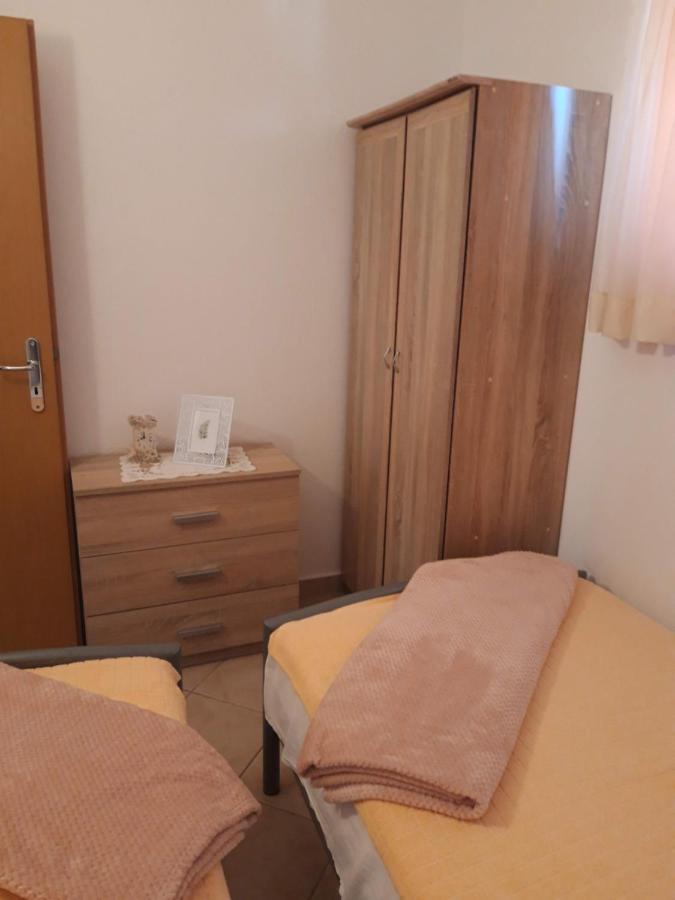 Apartment Perla Pirovac Kültér fotó