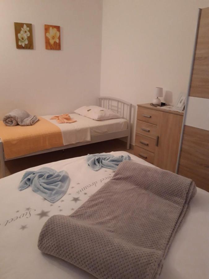 Apartment Perla Pirovac Kültér fotó
